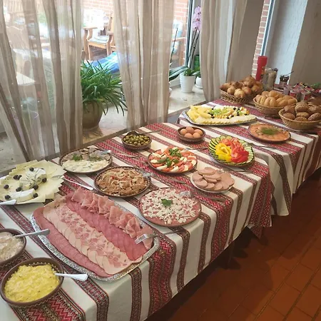 Hotel Hutorok *